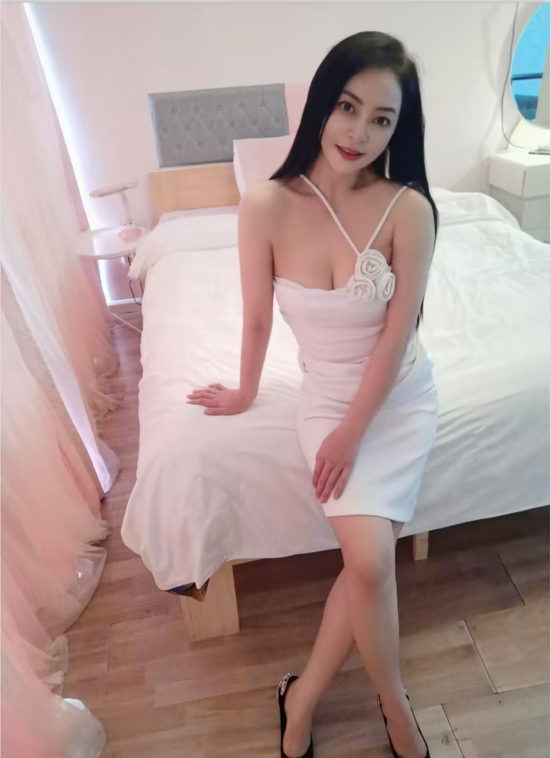 洛杉矶楼凤私中,蒙市全套小妹